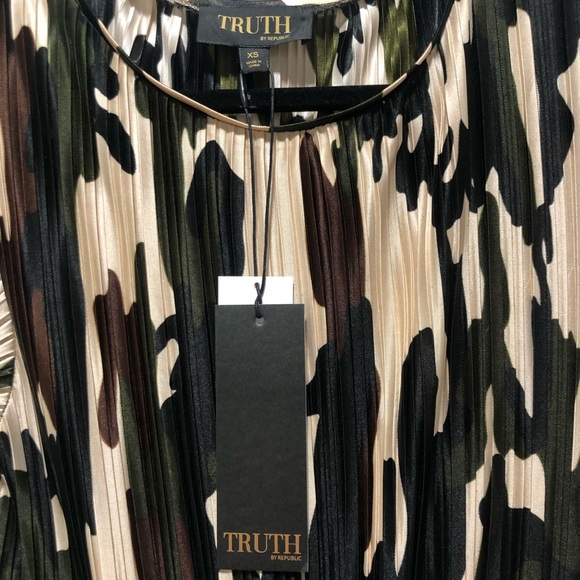 NWT TRUTH by REPUBLIC MIDI TIERD CAMO DRESS - Picture 2 of 7
